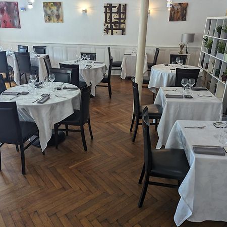 Logis Hotel Restaurant De La Poste Pontgibaud Εξωτερικό φωτογραφία