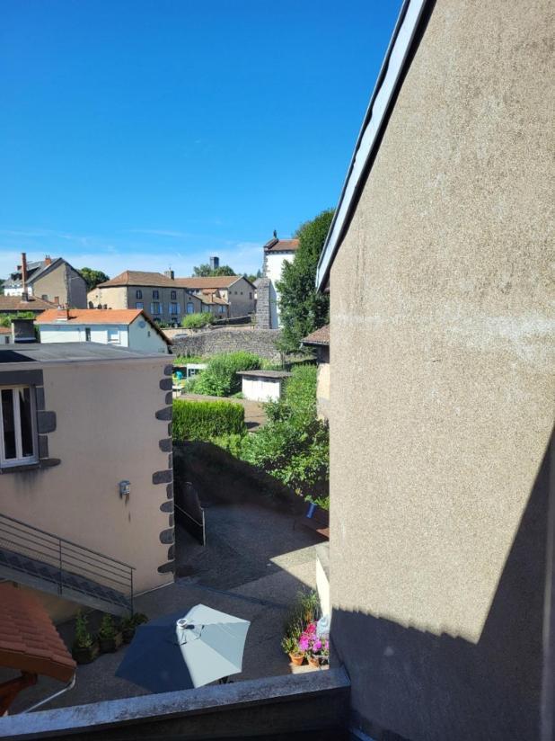 Logis Hotel Restaurant De La Poste Pontgibaud Εξωτερικό φωτογραφία