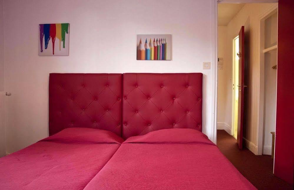 Logis Hotel Restaurant De La Poste Pontgibaud Εξωτερικό φωτογραφία