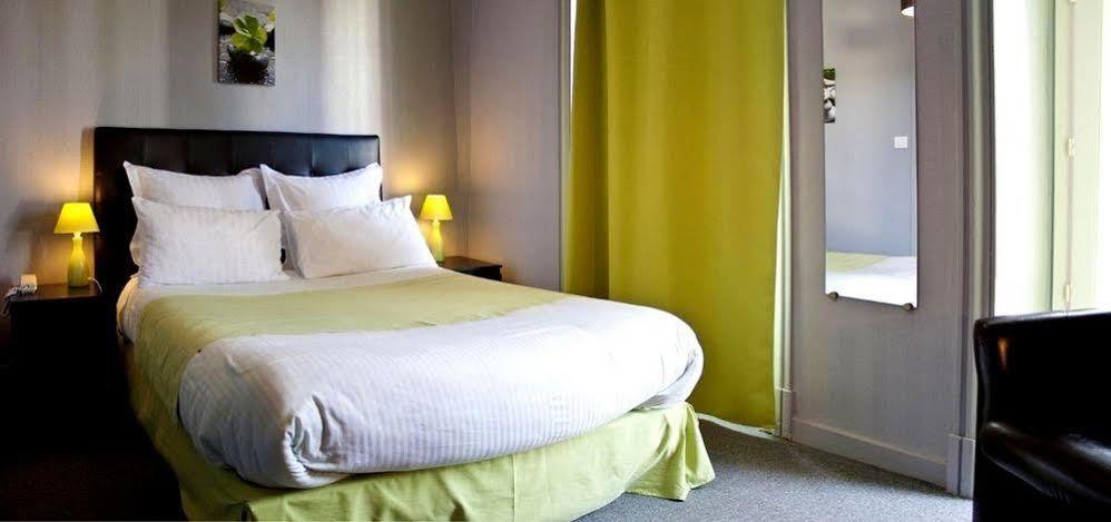 Logis Hotel Restaurant De La Poste Pontgibaud Εξωτερικό φωτογραφία